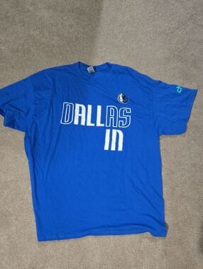 Dallas Mavericks In Mens Blue Logo T-shirt